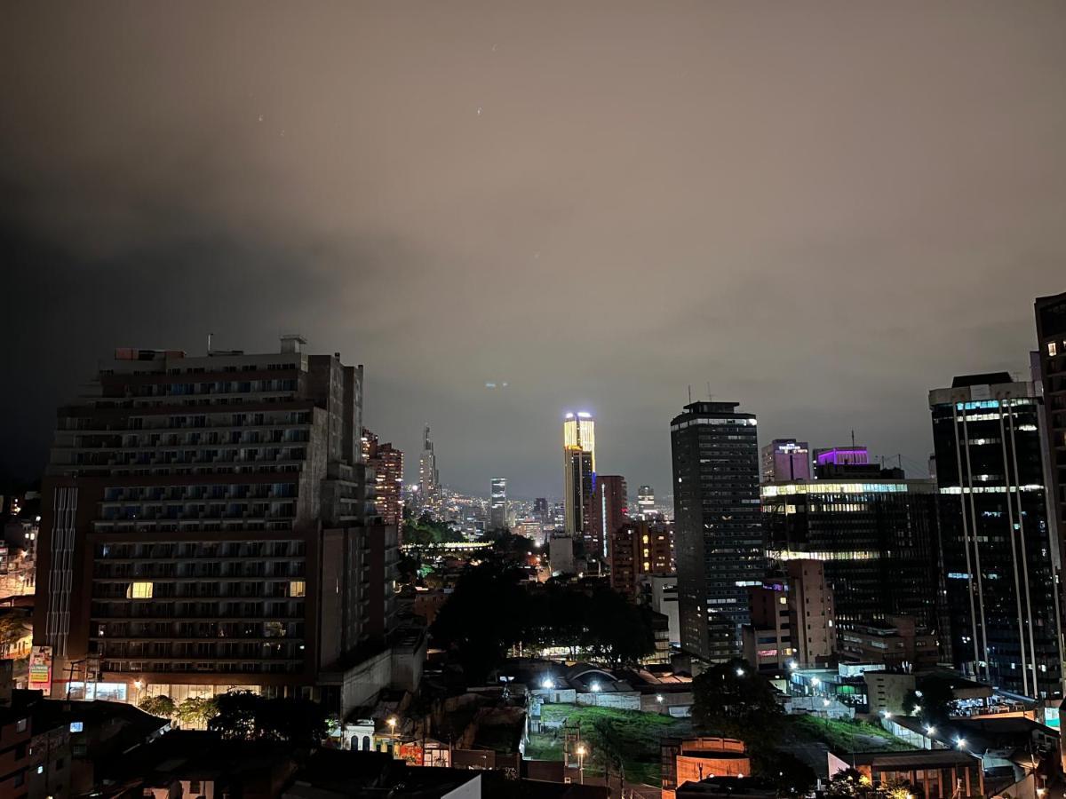 Penthouse Con Vista A Los Cerros. Bogota Bagian luar foto