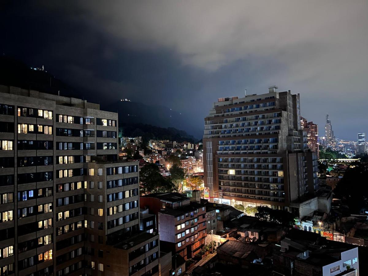 Penthouse Con Vista A Los Cerros. Bogota Bagian luar foto